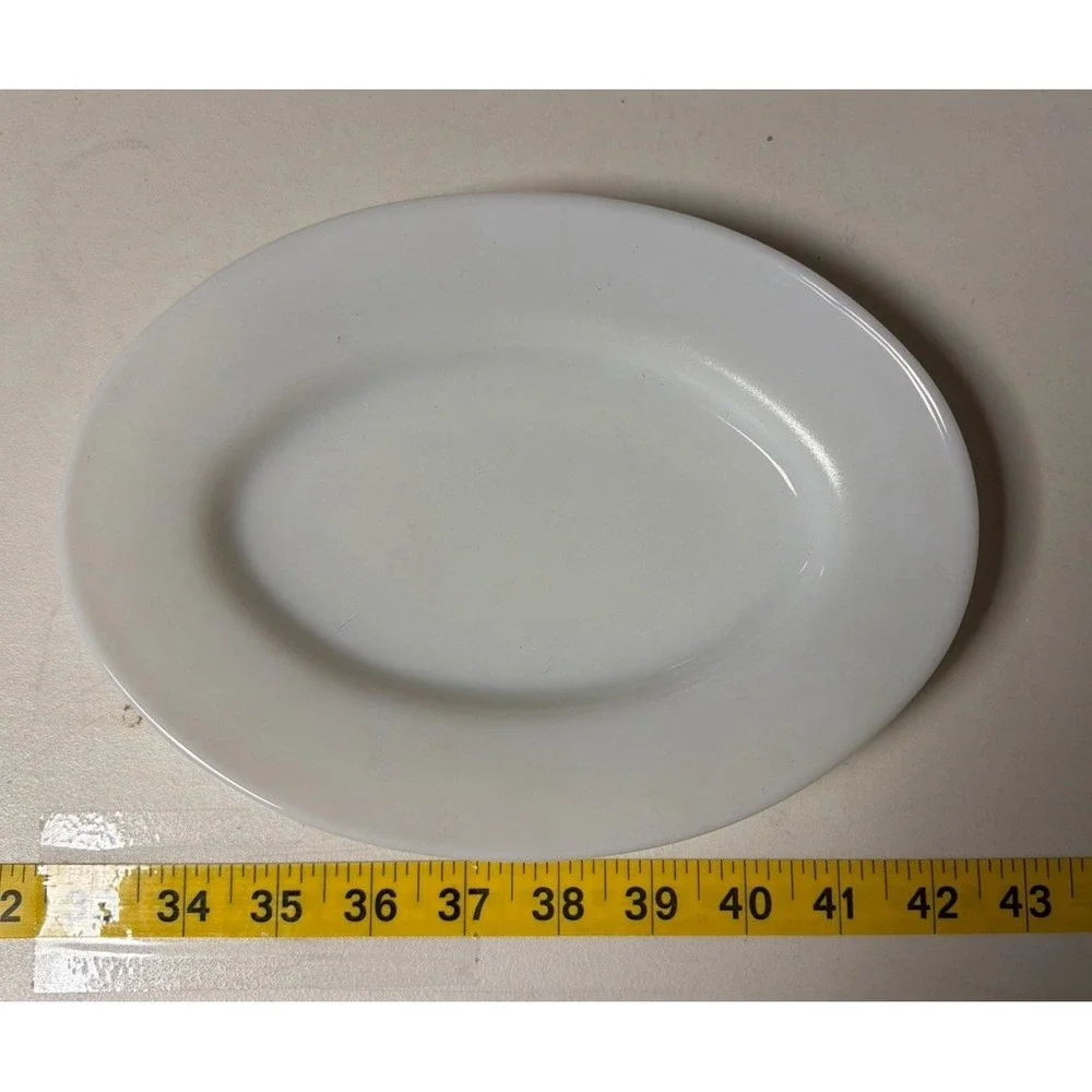 Pyrex Table Ware Milk Glass 794-9 Oval Serving Plate 9.5 X 7